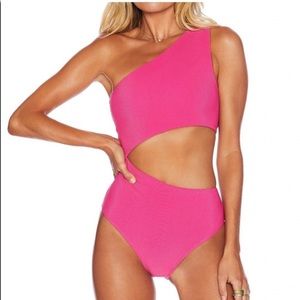 Beach Riot Celine One Piece Swim NWT Size Small Color Fuchsia